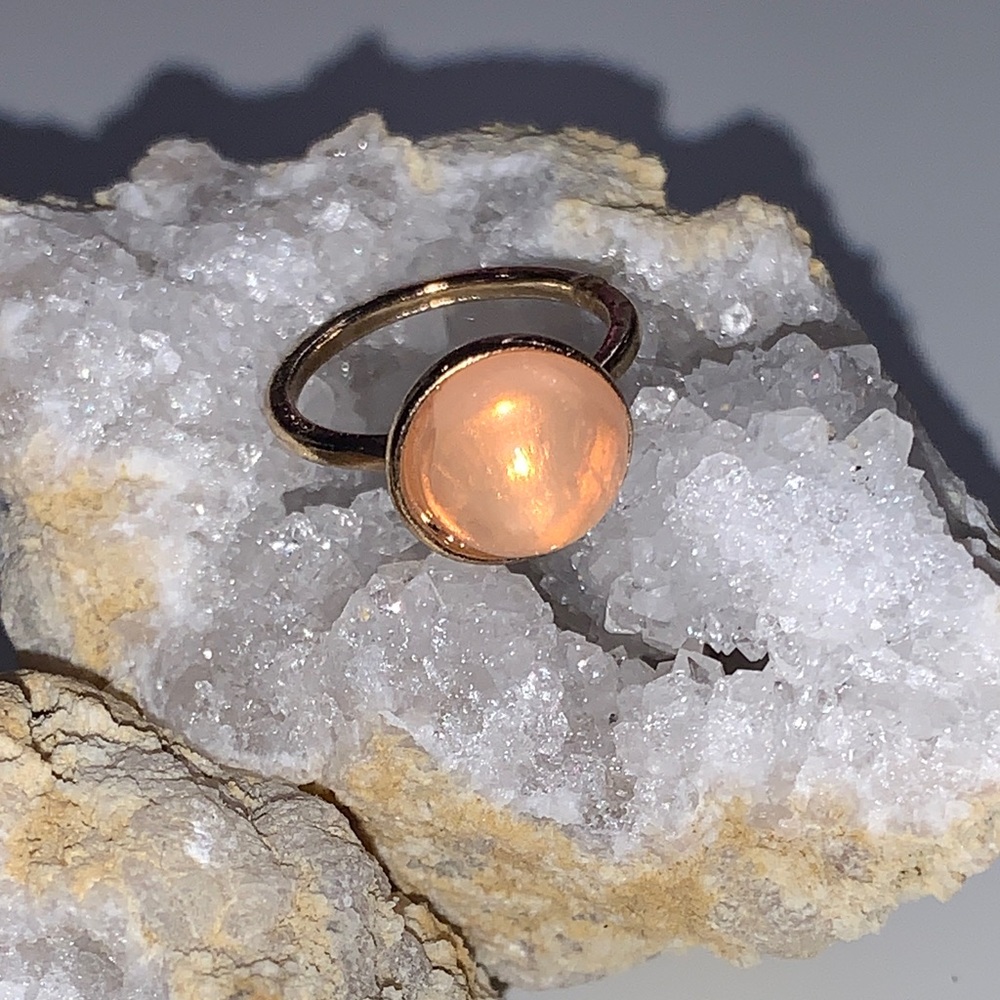 Elegant Gold and Peach Ring